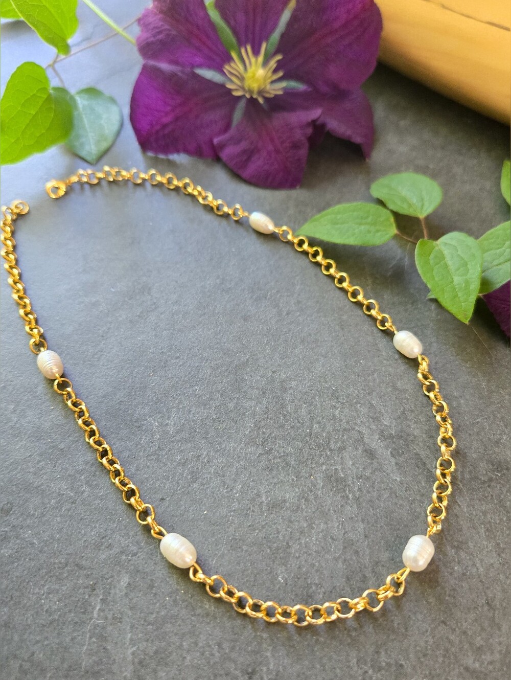 NWT Artisan Made 24k Gold Plated Pearl Station Choker - Picture 3 of 5